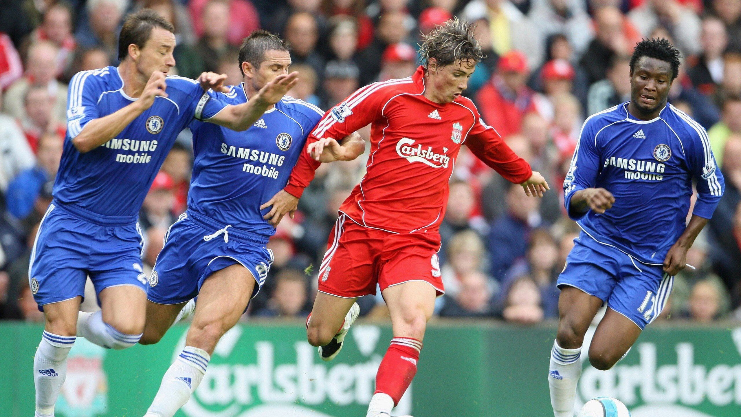 街舞+篮球跨界表演 移球与舞步一镜到底